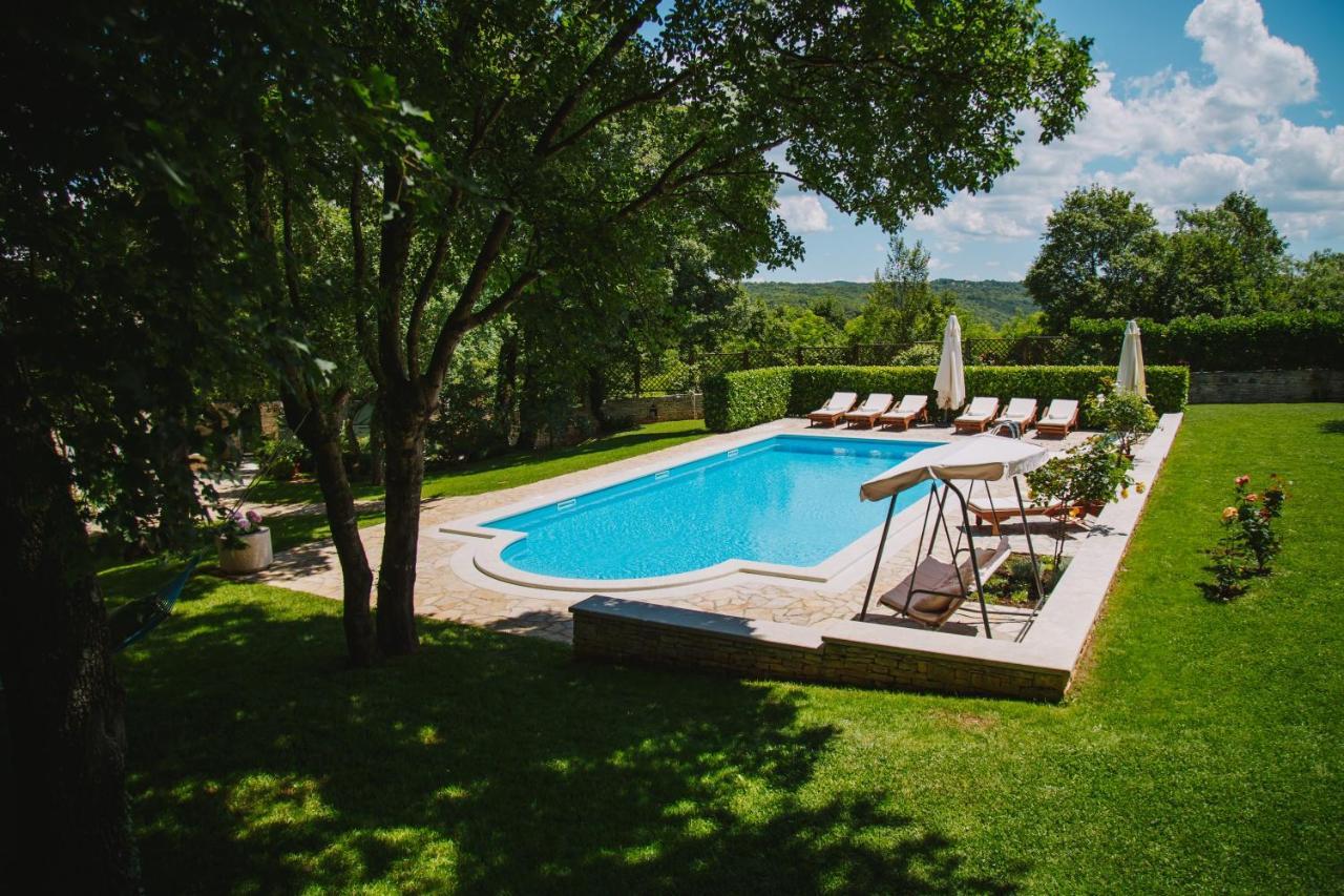Villa Kringa Tinjan Zewnętrze zdjęcie