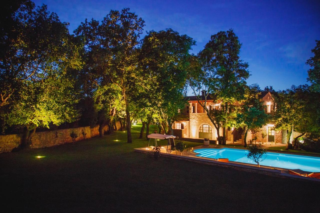 Villa Kringa Tinjan Zewnętrze zdjęcie